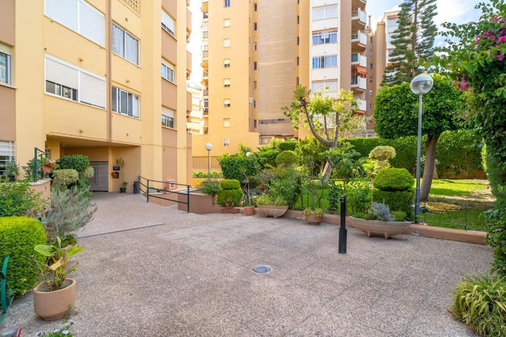 Desayuno Con Vistas, Parking Privado Terraza Apartment La Cala Del Moral Bagian luar foto