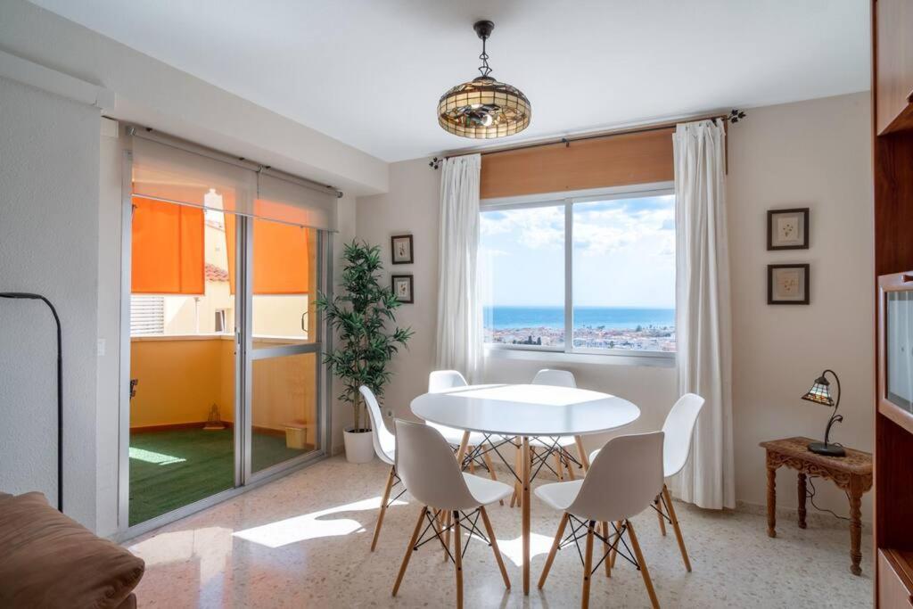Desayuno Con Vistas, Parking Privado Terraza Apartment La Cala Del Moral Bagian luar foto