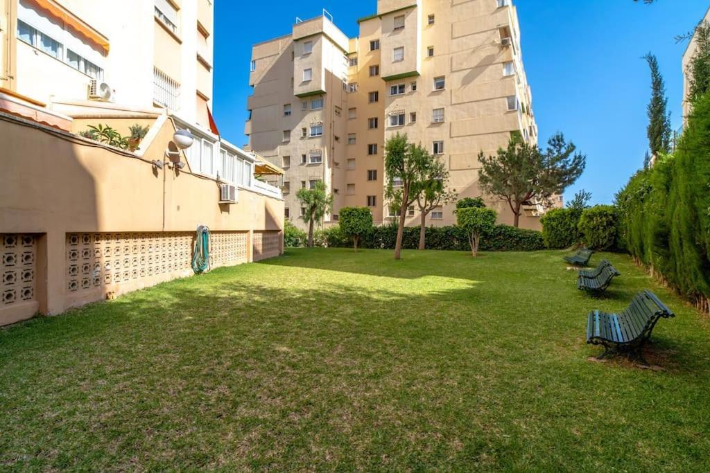 Desayuno Con Vistas, Parking Privado Terraza Apartment La Cala Del Moral Bagian luar foto